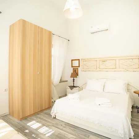 Ouranias House Holiday home *